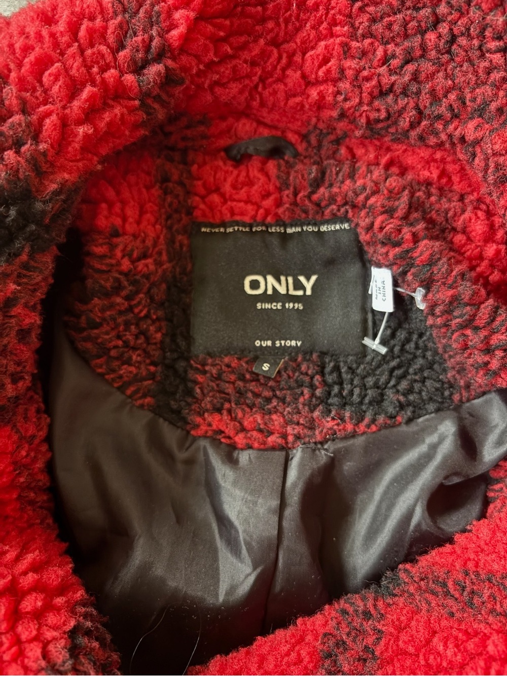 ONLY Red Black Buffalo Plaid Faux Shearling Sherpa Peacoat Jacket Small - Picture 5 of 7